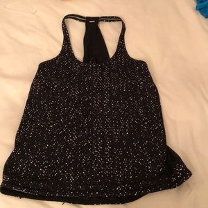 BRAND NEW mesh back LULULEMON top size 4